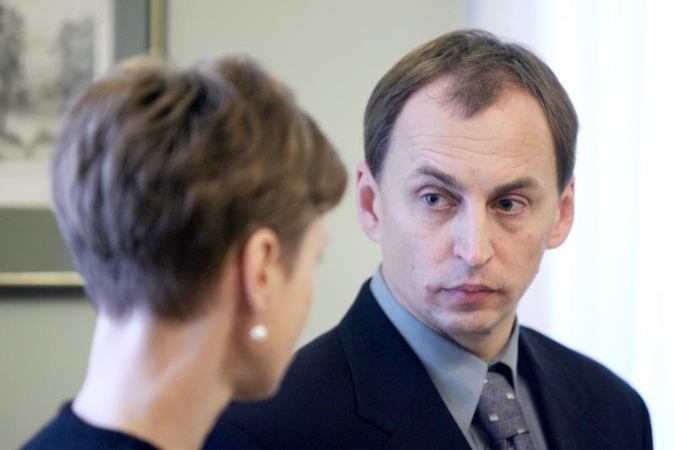 VPT vadovas neatmeta, kad perėjo kelią politikams