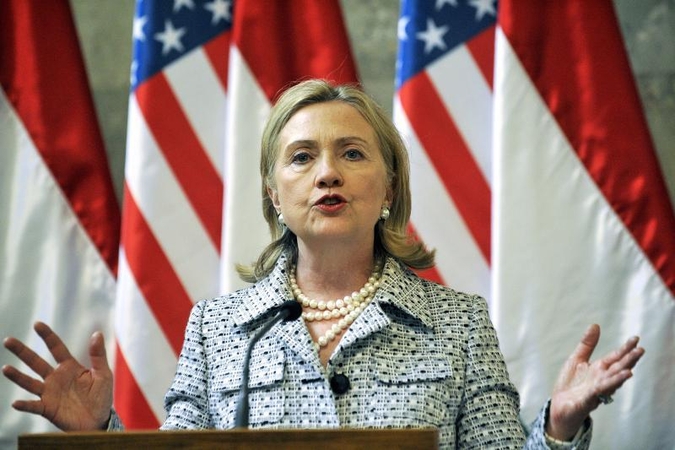 H.Clinton ragina engiamų kraštų aktyvistus kovoti dėl demokratijos