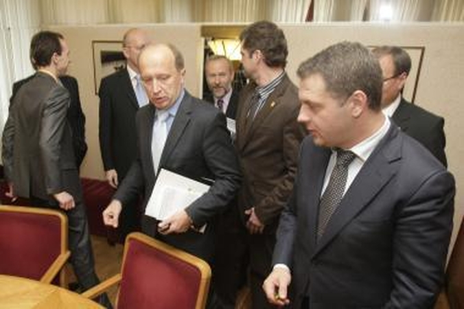 Derins Vyriausybės programą