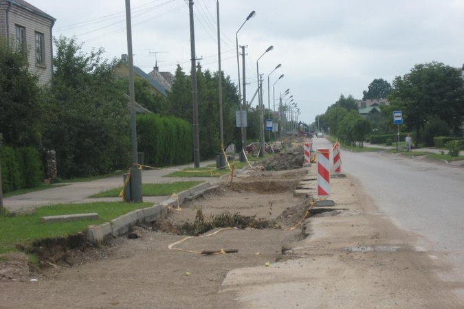 Gatvės lopomos ir vasarą