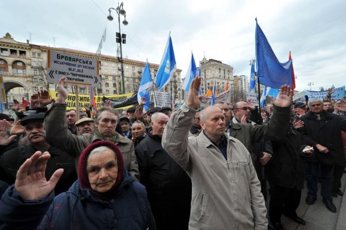 V.Janukovyčiaus partija susivienijo su buvusia varžove