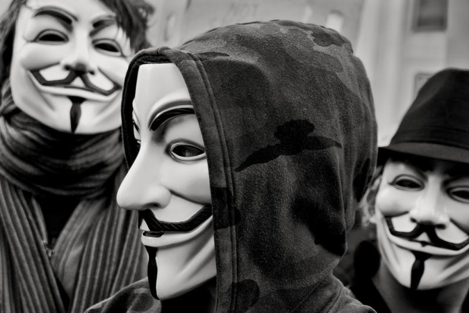 Turkijoje suimti 32 „Anonymous“ grupuotės hakeriai