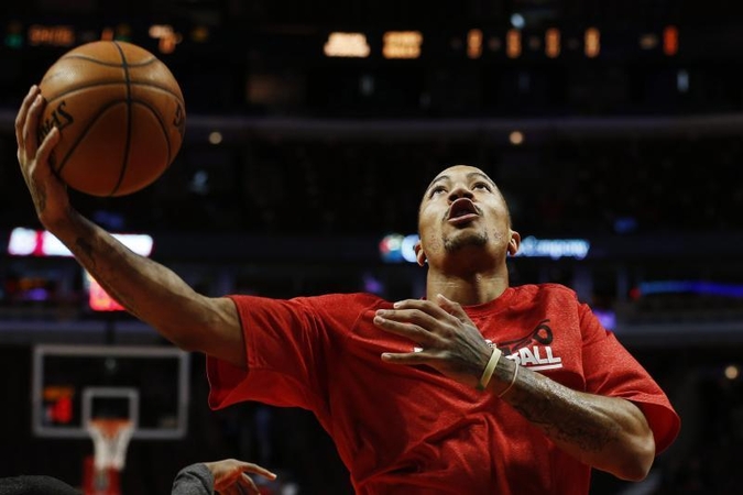 D.Rose'as pradėjo treniruotis penki prieš penkis