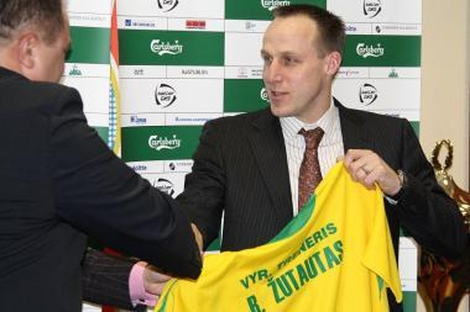 Oficialu: R.Žutautas paskirtas Lietuvos futbolo rinktinės treneriu