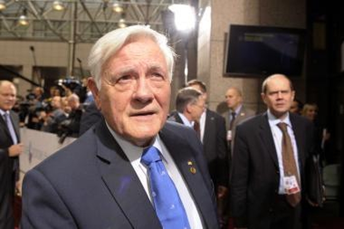 V.Adamkus: įteisinsime suverenios valstybės okupaciją