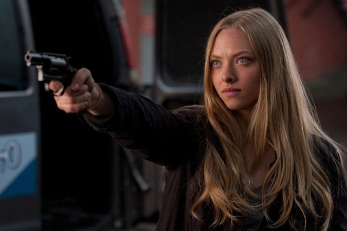Vaidindama garsią pornofilmų aktorę A.Seyfried tapo tamsiaplauke