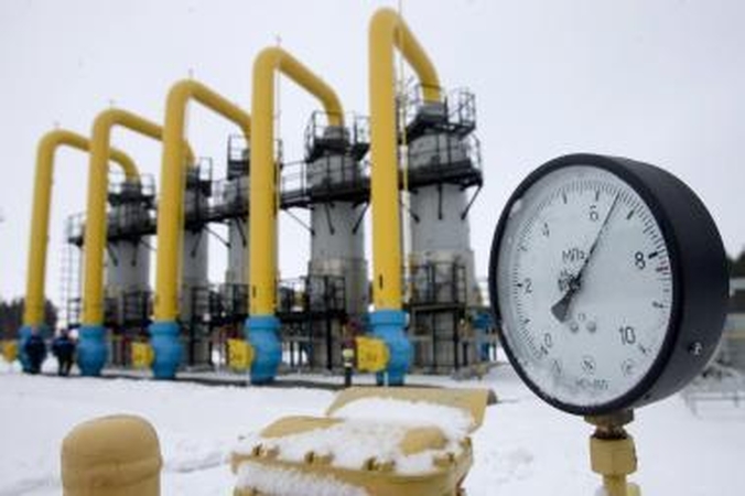 Dujos pagaliau pradėjo tekėti Ukrainos vamzdynais