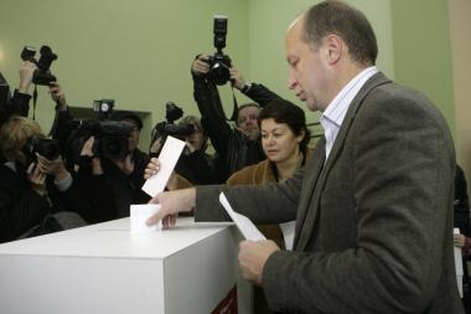 Amžiniems priešininkams – beveik po ketvirtadalį Seimo