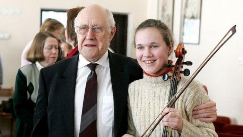 Gabius vaikus remiantis M. Rostropovičiaus fondas švenčia jubiliejų