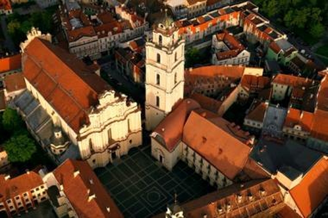 Kokios VGTU ir VU fakultetų reorganizavimo galimybės?