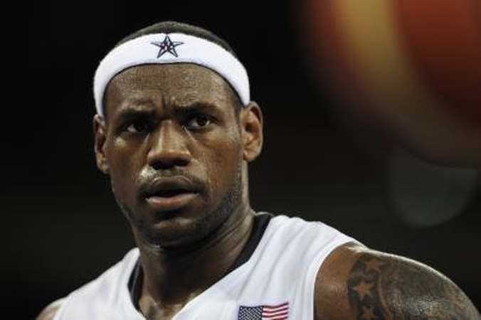 Istorija apie krepšinio dievą LeBroną Jamesą