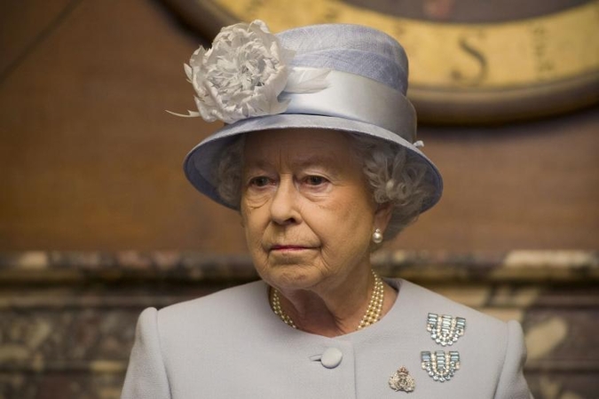 Britanijos karalienė motina buvo prancūzės virėjos dukra