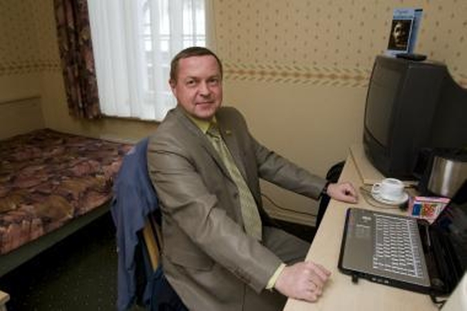 Parlamentaras E.Jurkevičius bylinėsis su "Dviračio šou"