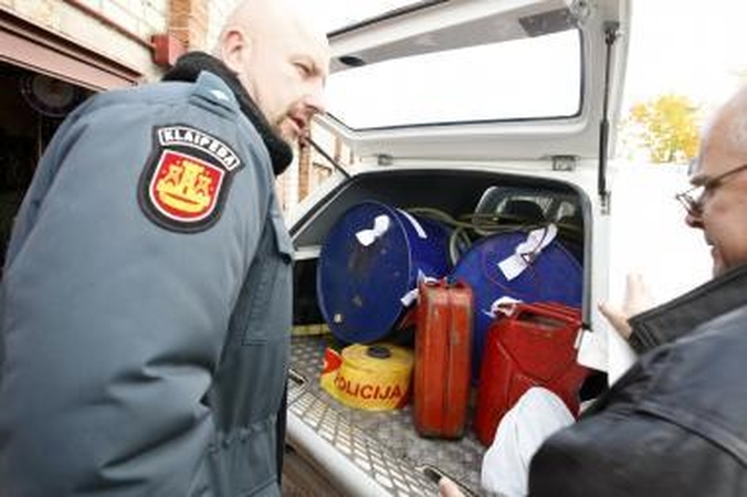 Klaipėdiečio garaže – vogtas kuras