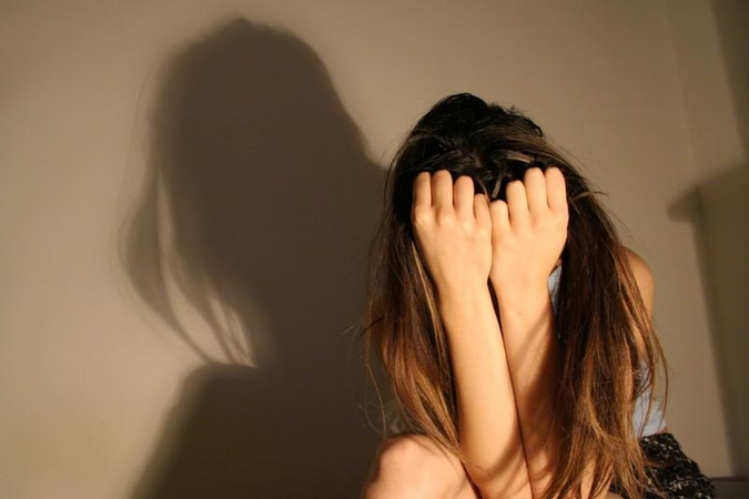 Iš viešnamio pabėgusi paauglė beveik metus versta dirbti prostitute