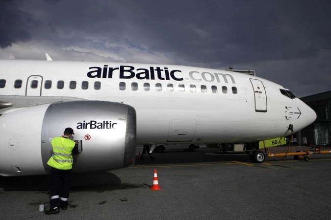  „airBaltic“ pirks iki 20 naujų lėktuvų 