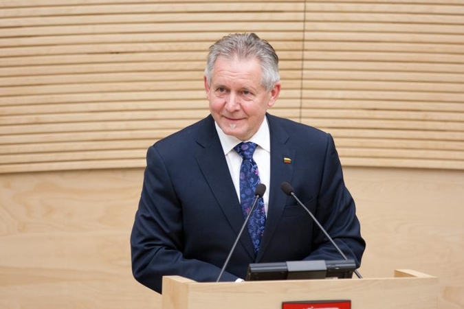 A. Sysas: daugelis žino tokių, kurie tyčia nedirba