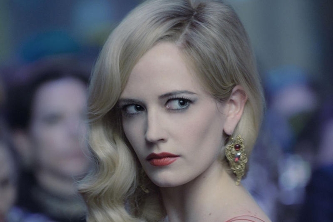 Eva Green prisipažino Holivude besijaučianti bjauriuoju ančiuku