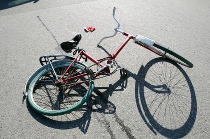 Per avariją Trakų rajone žuvo 14-metis dviratininkas