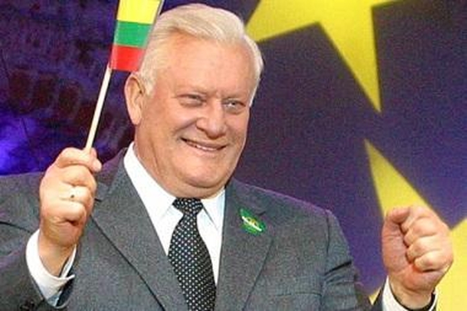 E.Lucasas: didžiausias A.Brazausko privalumas buvo jo politinis apsukrumas 