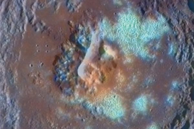 Keisto Merkurijaus sukimosi priežastis – susidūrimas su asteroidu?