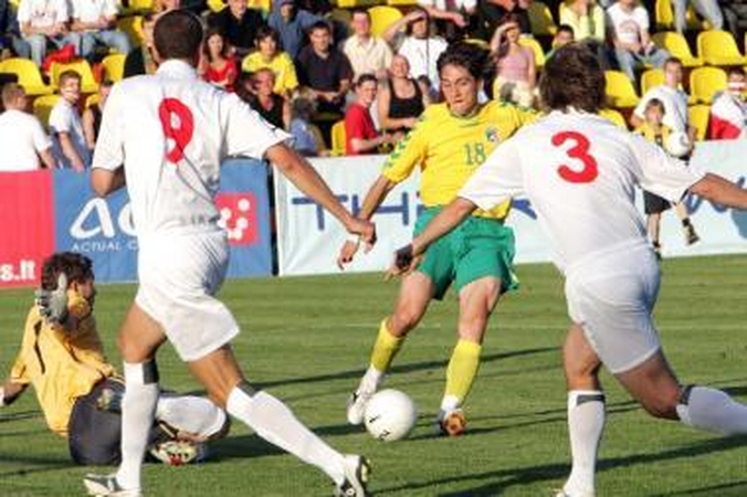 Paskutinei repeticijai Lietuvos futbolo rinktinė tikisi rengtis beveik stipriausios sudėties