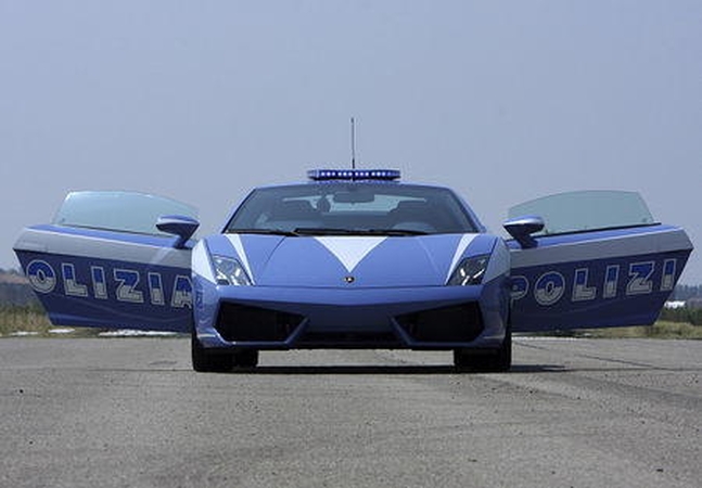 Pažeidėjus gaudys su „Lamborghini"