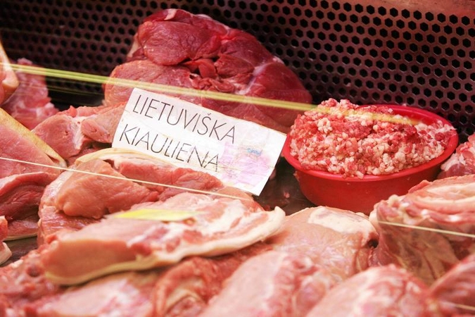 FNTT išaiškino nelegalų milijoninę apyvartą dariusį mėsos cechą