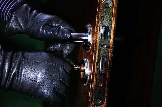 Policija: įsilaužta į Vokietijos finansų ministro namus