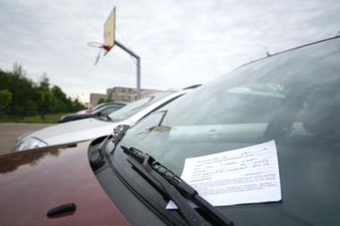 Kieme nenaudojamas automobilis? Praneškite policijai!