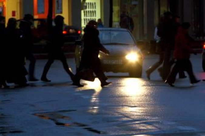 Kauniečiai prašomi padėti, ieškant iš avarijos pabėgusio vairuotojo