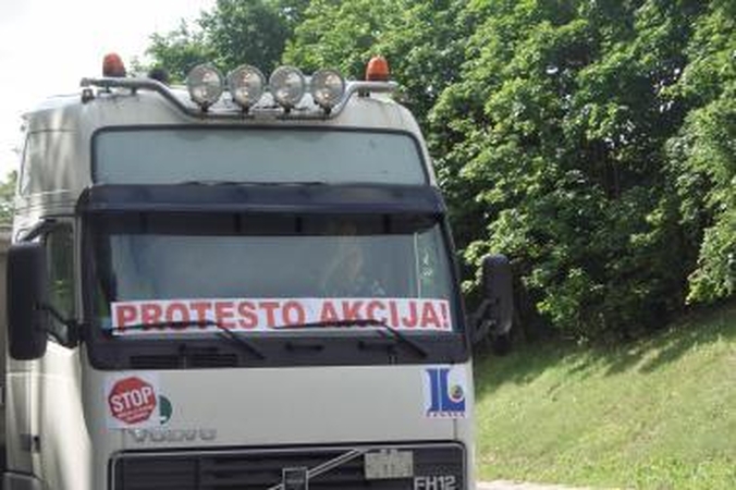 Vežėjai ragina valdžią įvertinti naujų sprendimų pasekmes