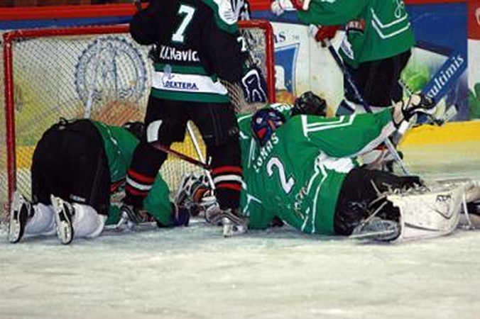 Ledo ritulio čempionate – sutriuškinimas 21 įvarčio persvara