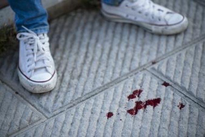 Nepilnametį mokykloje rašikliu subadė klasės draugas