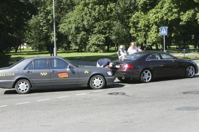 V.Šustauskas vėl pateko į avariją (papildyta)