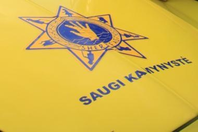 Saugi kaimynystė: užpuolė plėšikai? Skambink kaimynui!
