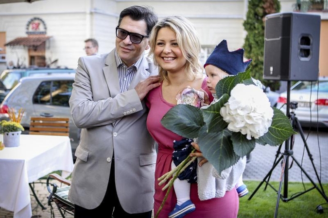 B. Nicholson šeimos gyvenime – didžiuliai pokyčiai
