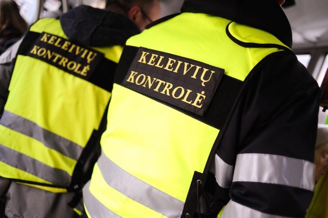 Komisariato viršininkas: vienam iš kontrolierių pareikšti įtarimai 