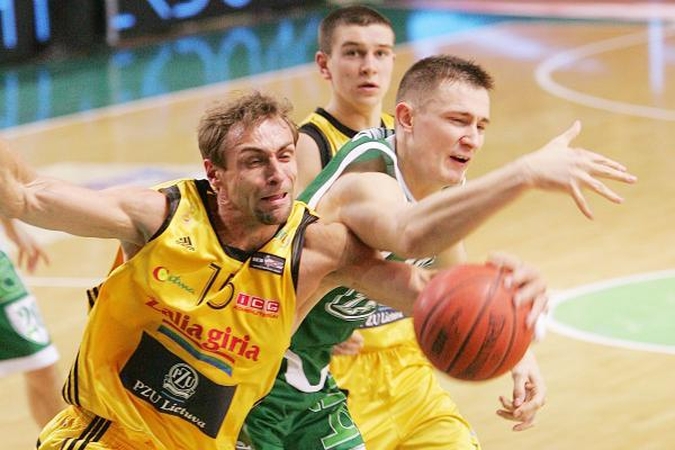 „Sporto halės taurės“ krepšinio finale kovos „Šiauliai“ ir „Baltai“