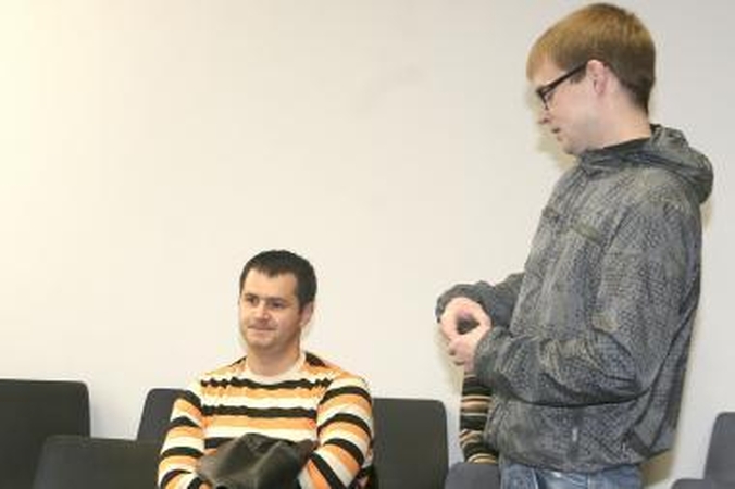 Kleboniškio parke policininkų terorizuoti įsimylėjėliai - nekalbūs (papildyta) 