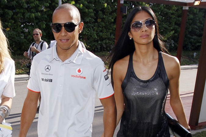 Lewisas Hamiltonas ir Nicole Scherzinger vėl kartu