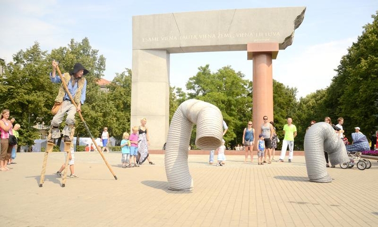 Festivalio „Stebuklų šalis“ startas – uostamiesčio centre