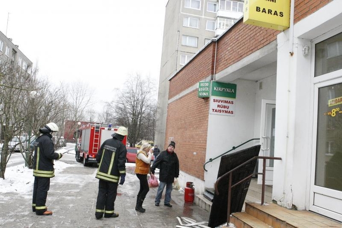 Klaipėdoje prekybos centre kilo gaisras 