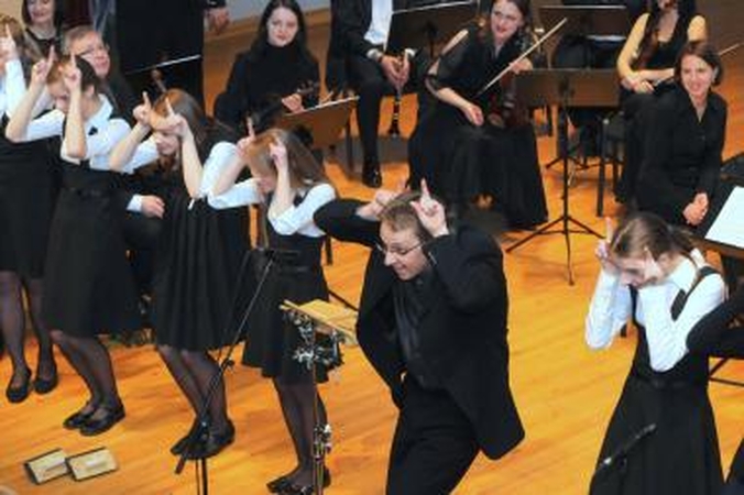 Žaismingos muzikos orkestras: trečias kartas nemeluos