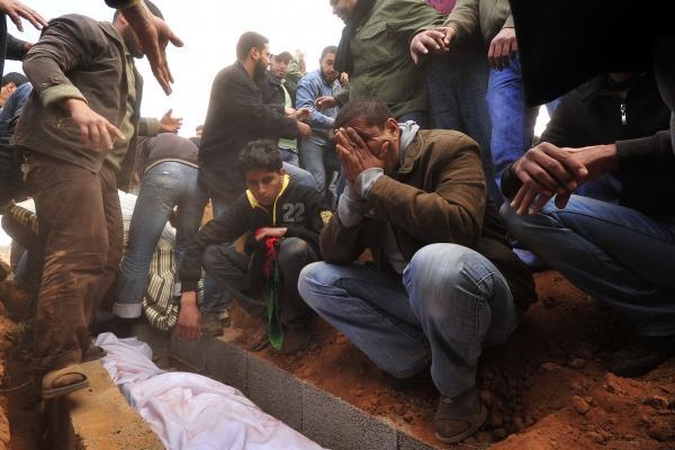 M.Kadhafi pajėgos nukovė 18 žmonių sukilėlių kontroliuojamame Misratos mieste