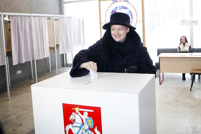 Prezidentė apie rinkimų rezultatus: gerbiu žmonių nuomonę