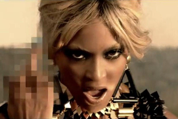 Naujame Beyonce vaizdo klipe – kryžiai, liūtai ir nepadorūs gestai