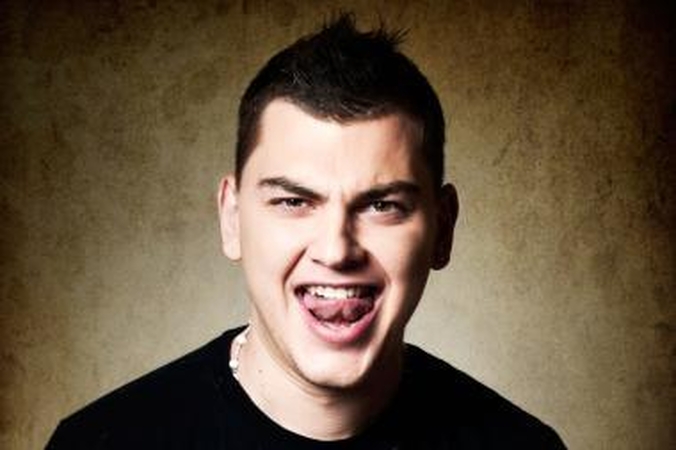 „Pop Star Bar" pradeda gegužę