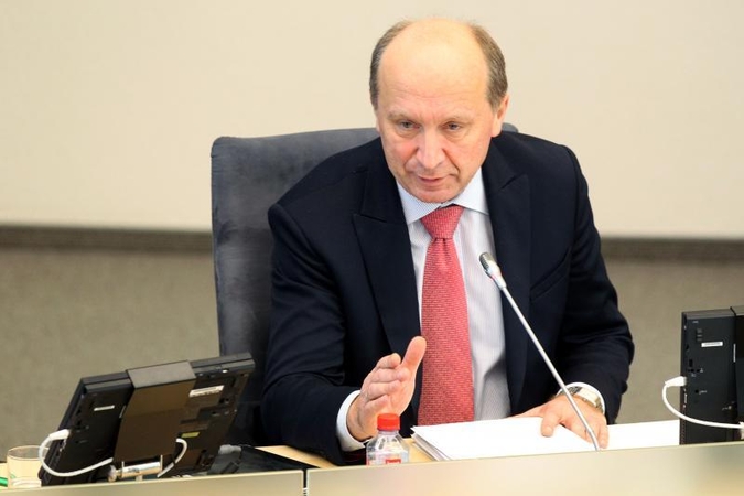 Premjeras sako, kad „Snoro“ krizę sukėlė buvę banko savininkai