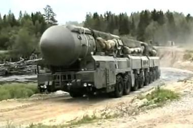 Rusijoje atidėti pirmieji šiais metais raketos "Bulava" bandymai 